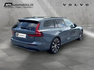 Volvo V60 2.0 B5 Ultimate Dark AWD