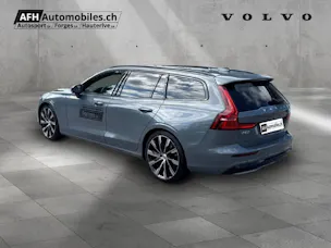Volvo V60 2.0 B5 Ultimate Dark AWD