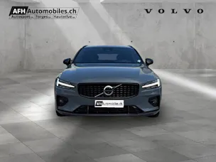 Volvo V60 2.0 B5 Ultimate Dark AWD