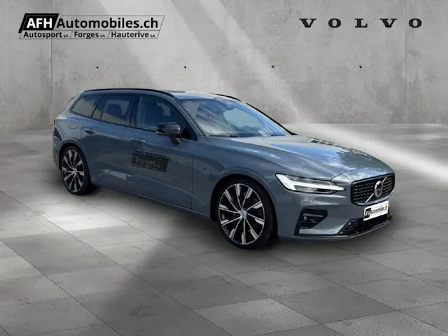 Volvo V60 2.0 B5 Ultimate Dark AWD