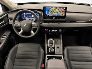 Vehicle image MITSUBISHI Outlander 2.4 PHEV Intense 4x4