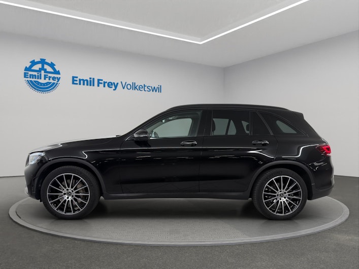 Vehicle image MERCEDES-BENZ GLC 300