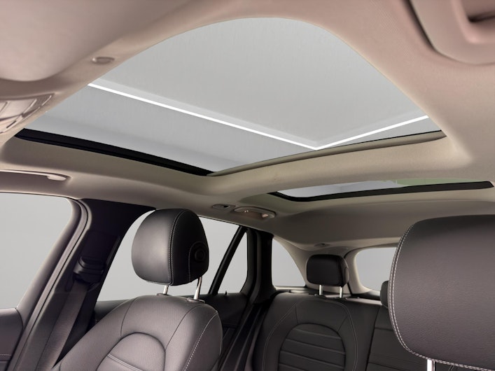 Vehicle image MERCEDES-BENZ GLC 300