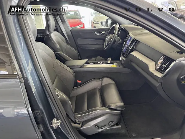 Volvo XC60 2.0 T8 TE R-Design eAWD