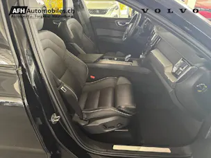 Volvo XC60 2.0 T6 TE Ultimate Dark eAWD