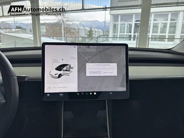 Tesla Model 3 Long Range D