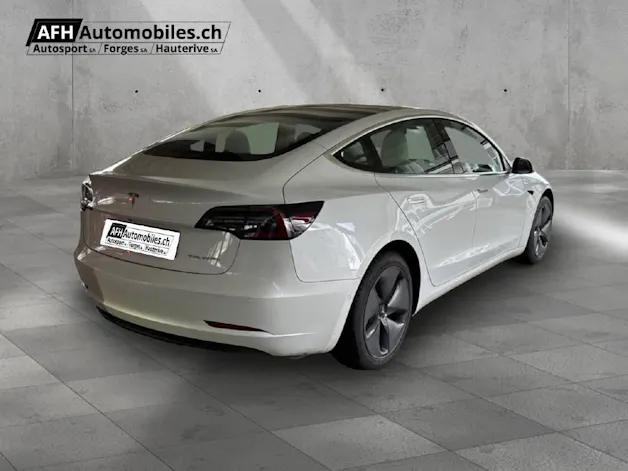 Tesla Model 3 Long Range D