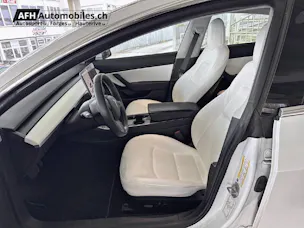 Tesla Model 3 Long Range D
