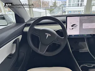 Tesla Model 3 Long Range D