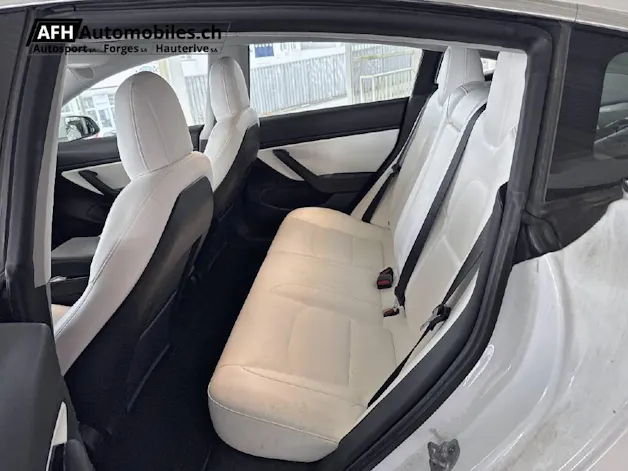 Tesla Model 3 Long Range D