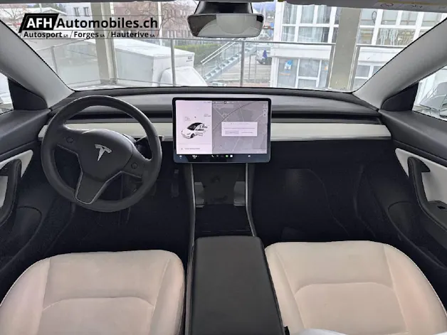Tesla Model 3 Long Range D