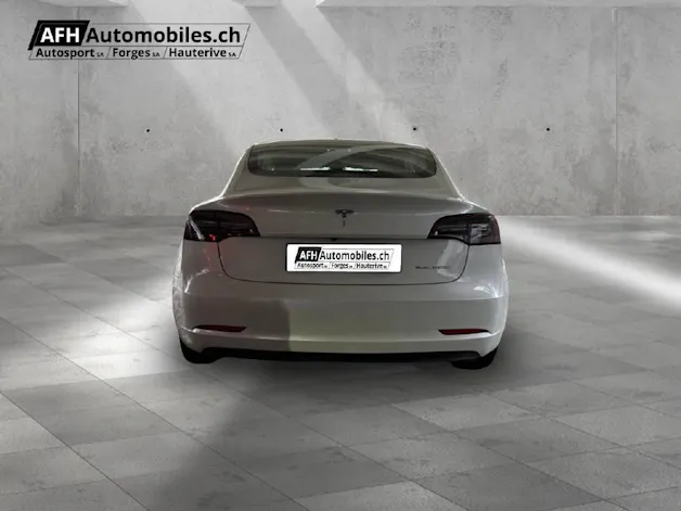 Tesla Model 3 Long Range D