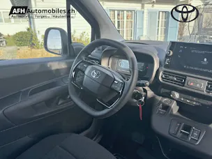 Toyota PROACE CITY van L2 52KWh Active