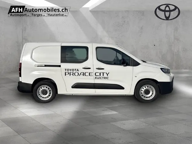Toyota PROACE CITY van L2 52KWh Active