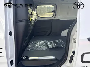 Toyota PROACE CITY van L2 52KWh Active