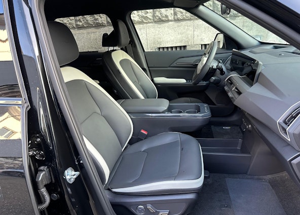 Vehicle image 8 Vehicle image 8