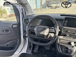 Toyota PROACE van L2 75KWh Advanced