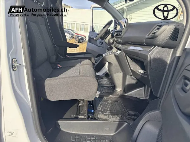 Toyota PROACE van L2 75KWh Advanced