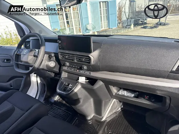 Toyota PROACE van L2 75KWh Advanced