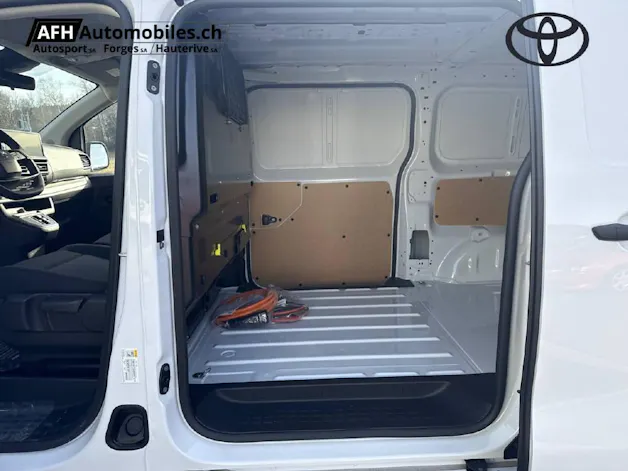 Toyota PROACE van L2 75KWh Advanced