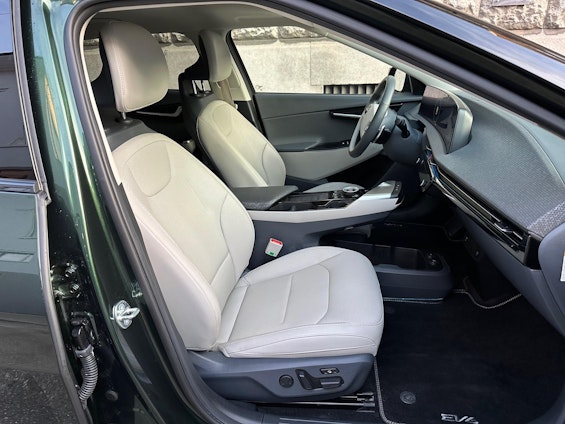 Fahrzeugbild 10 Fahrzeugbild 10