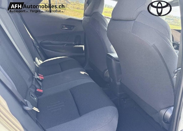 Vehicle image 15 Vehicle image 15