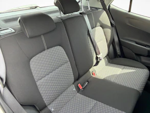 https://vehicle.imgix.net/4156917/eba51304-cf00-4c5f-b695-91e1efd5d25a.jpg