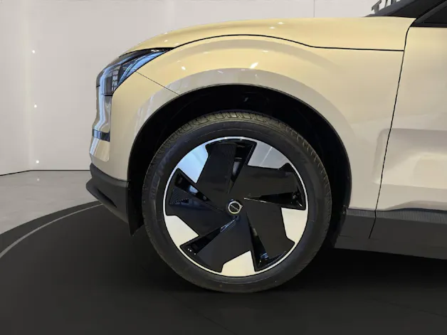 Volvo EX30 E60 Plus