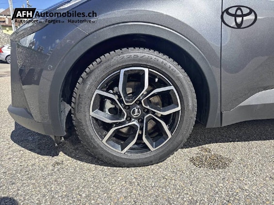 Vehicle image 15 Vehicle image 15