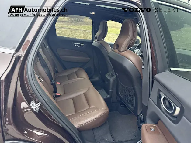 Volvo XC60 2.0 T8 TE Momentum eAWD