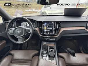 Volvo XC60 2.0 T8 TE Momentum eAWD
