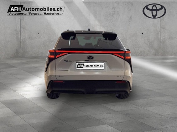 Vehicle image 3 Vehicle image 3