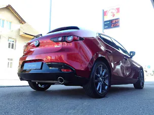 Mazda 3 Hatchback 2.0 186 Revolution