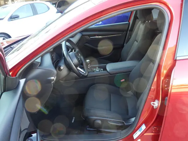Mazda 3 Hatchback 2.0 186 Revolution