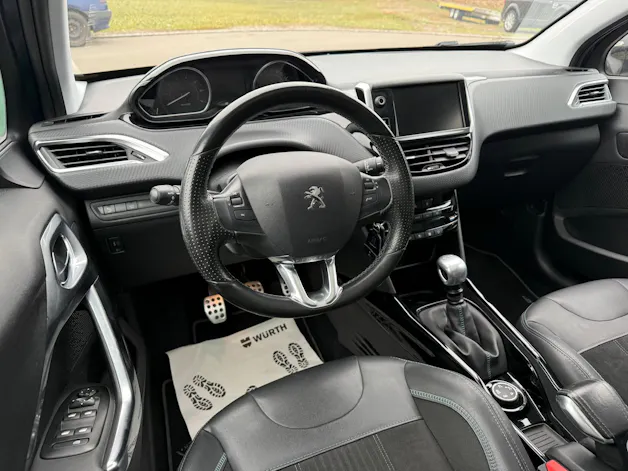 Peugeot 2008 1.2 PureTech 130 Crossway S/S