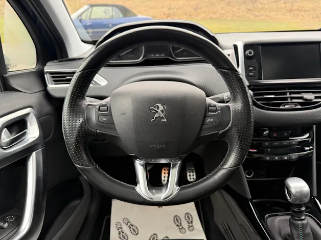 Peugeot 2008 1.2 PureTech 130 Crossway S/S