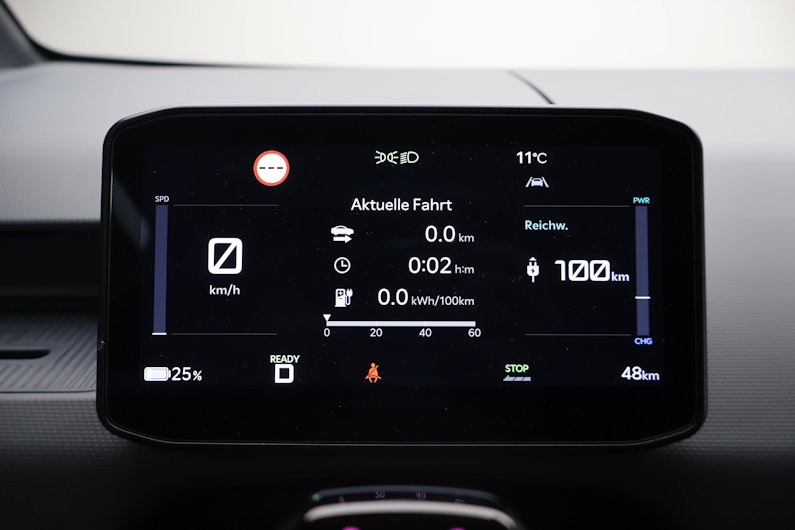 Vehicle image KIA PV5