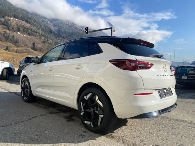Opel Grandland 1.6 T PHEV GSE