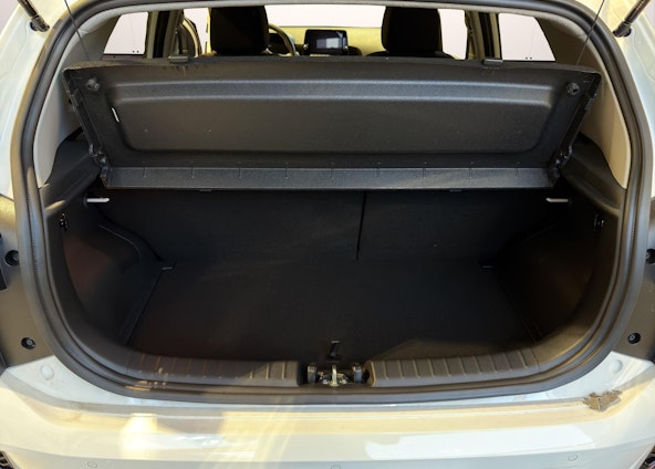 Vehicle image 10 Vehicle image 10