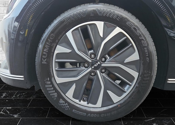 Fahrzeugbild 10 Fahrzeugbild 10