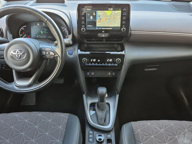 Toyota Yaris Cross 1.5 VVT-i HSD Elegant AWD-i