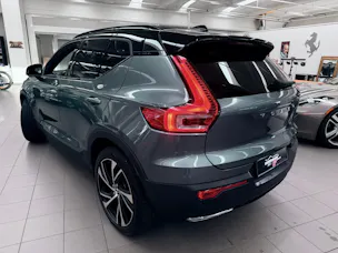 Volvo XC40 D4 AWD R-Design Geartronic