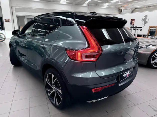 Volvo XC40 D4 AWD R-Design Geartronic