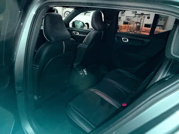 Volvo XC40 D4 AWD R-Design Geartronic
