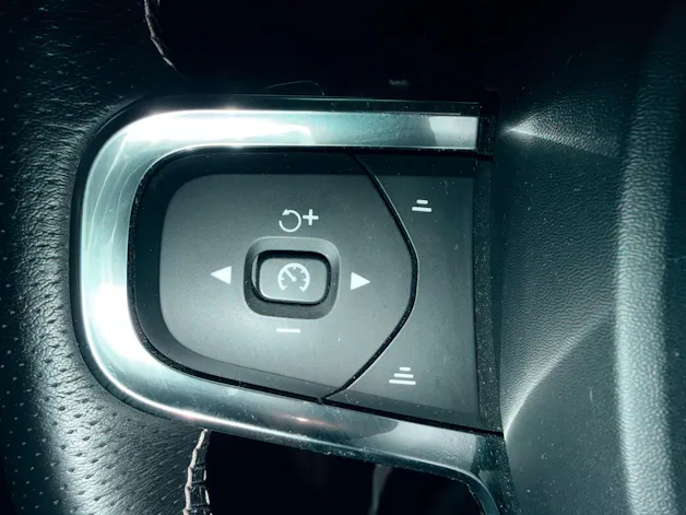 Volvo XC40 D4 AWD R-Design Geartronic