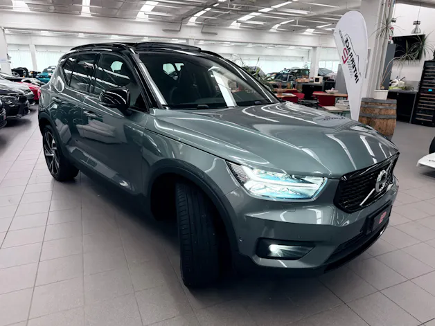 Volvo XC40 D4 AWD R-Design Geartronic