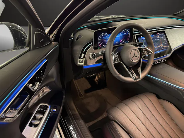 Mercedes-Benz E 200 9G-Tronic 4Matic