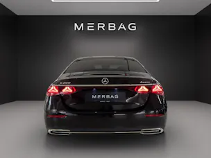 Mercedes-Benz E 200 9G-Tronic 4Matic