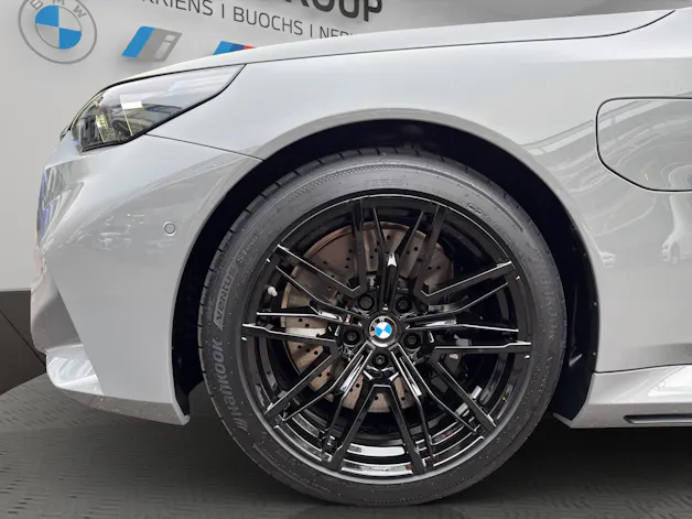 BMW M5 xDrive Touring