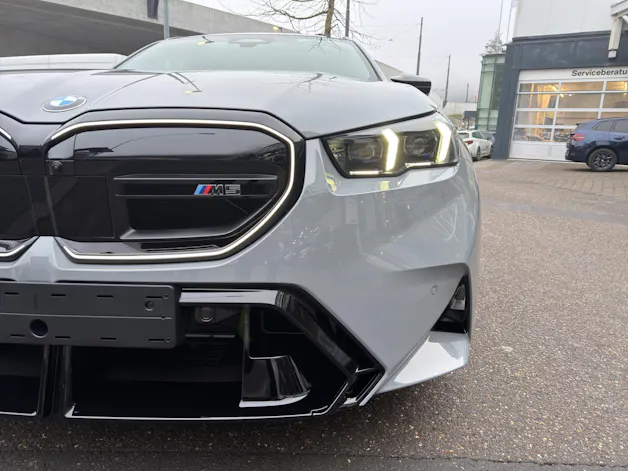 BMW M5 xDrive Touring